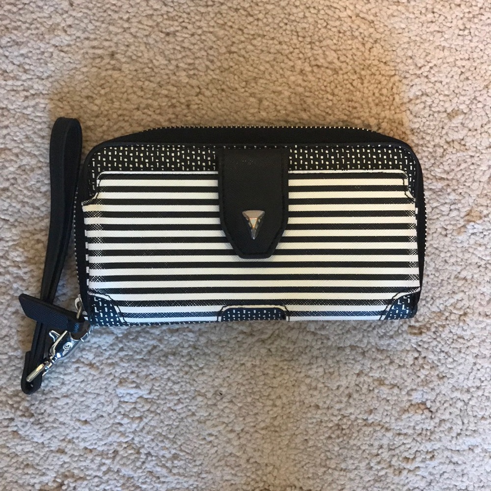 Madison tech wallet Stella & dot